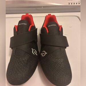 Peloton cycling shoes - size 10 women’s